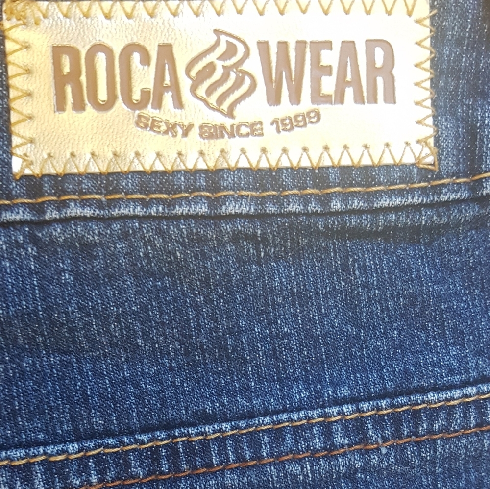 RocaWear- Jean Capris - Picture 7 of 8